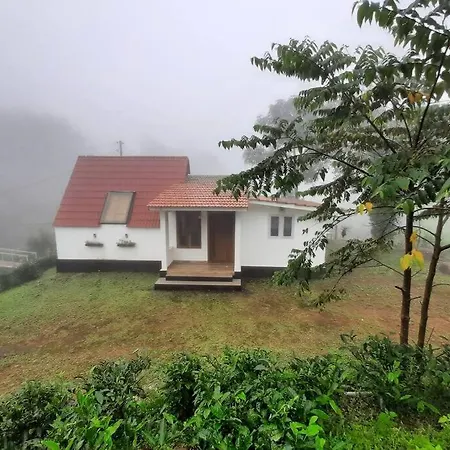 Farmstay In ചില്ലുകൂടാരം At Les Domki Et Al. Vagamon Exterior photo