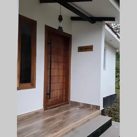 Farmstay In ചില്ലുകൂടാരം At Les Domki Et Al. Vagamon Exterior photo